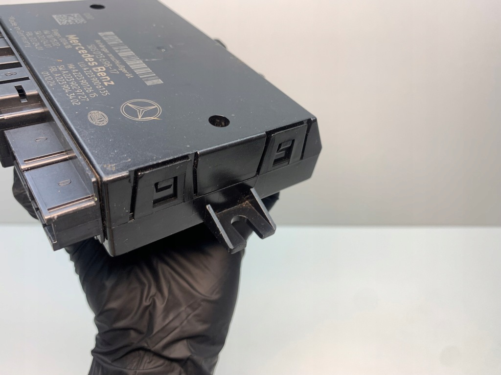 фото №5, Mercedes w206 w223 блок управления модуль фаркоп буксировочный a2239006135