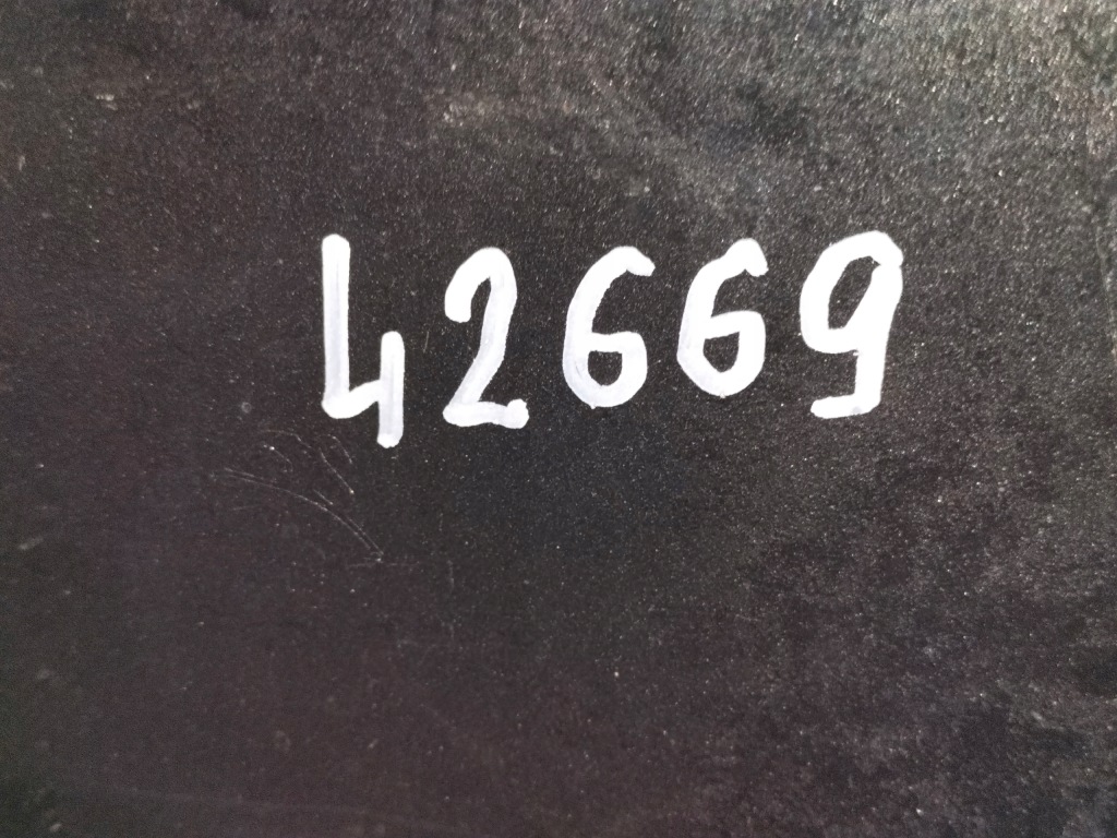 Бампер передній перед peugeot 308 2 t9 13-17 в Україні