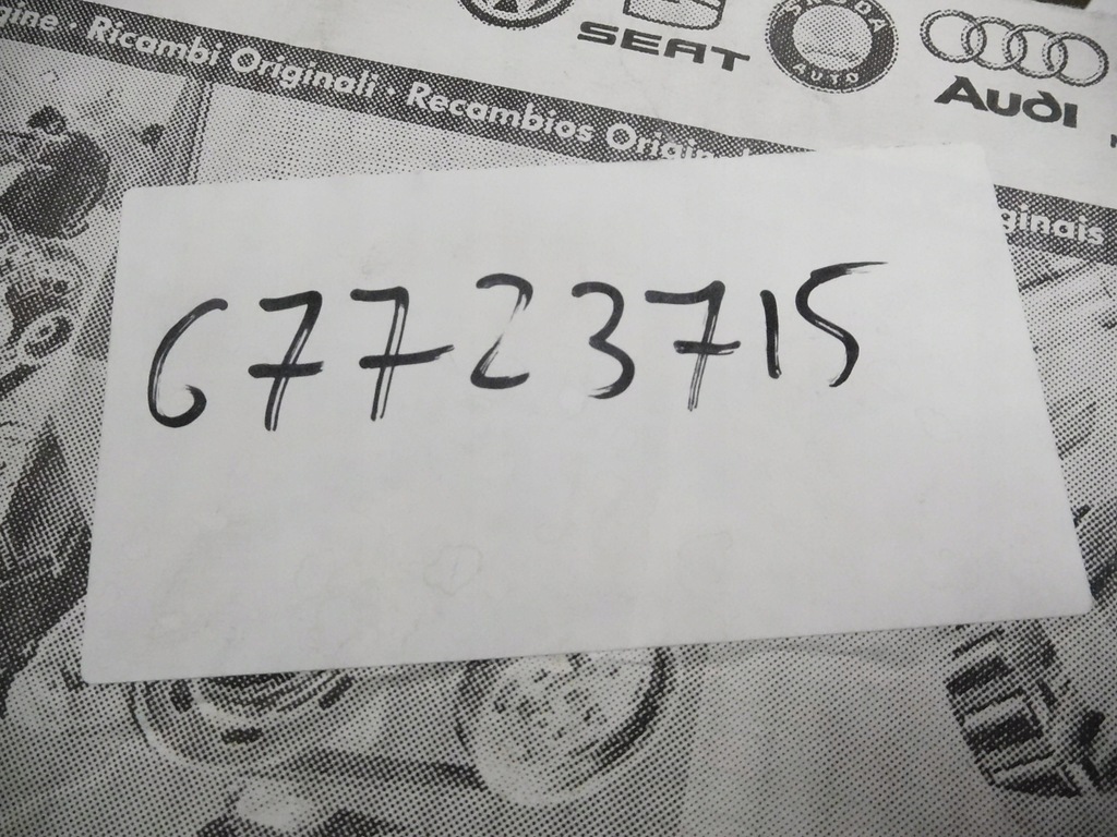 фото №9, Лампа задня ліва seat inca оригінальний номер 67723715