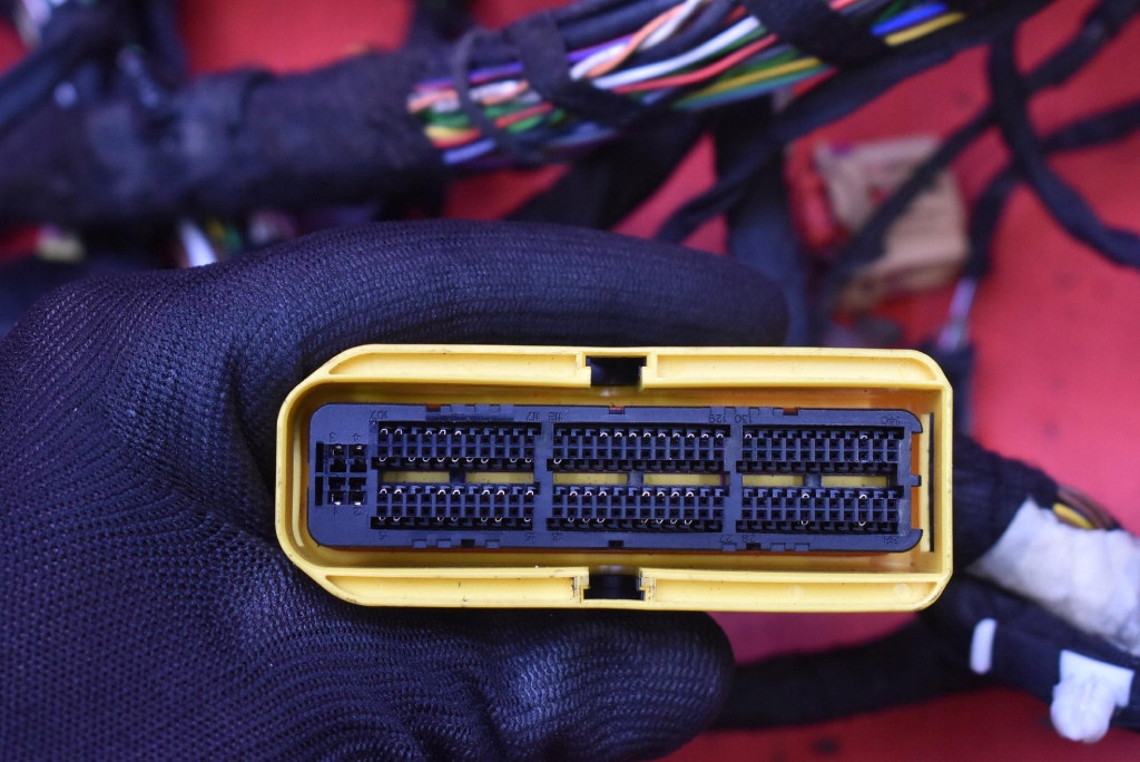 Жгут электропроводка электрическая салона tab016490 vw id.3 i 62ah 204 km 19-21 в Украине