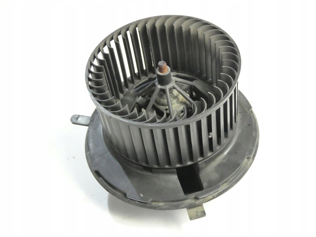 фото №1, Повітродувка обдув vw golf vi 1.6tdi