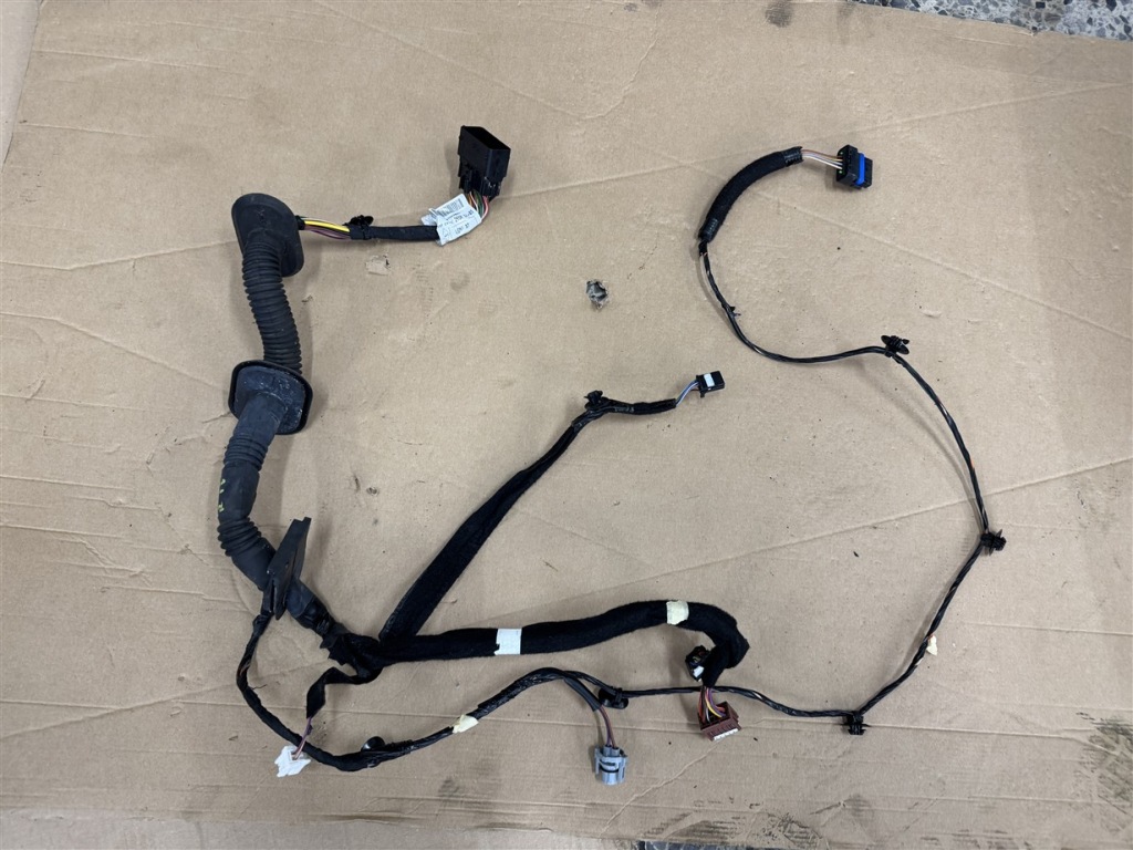 Купить Жгут электропроводка дверь левый перед 241257265r renault master 4 iv 20r
