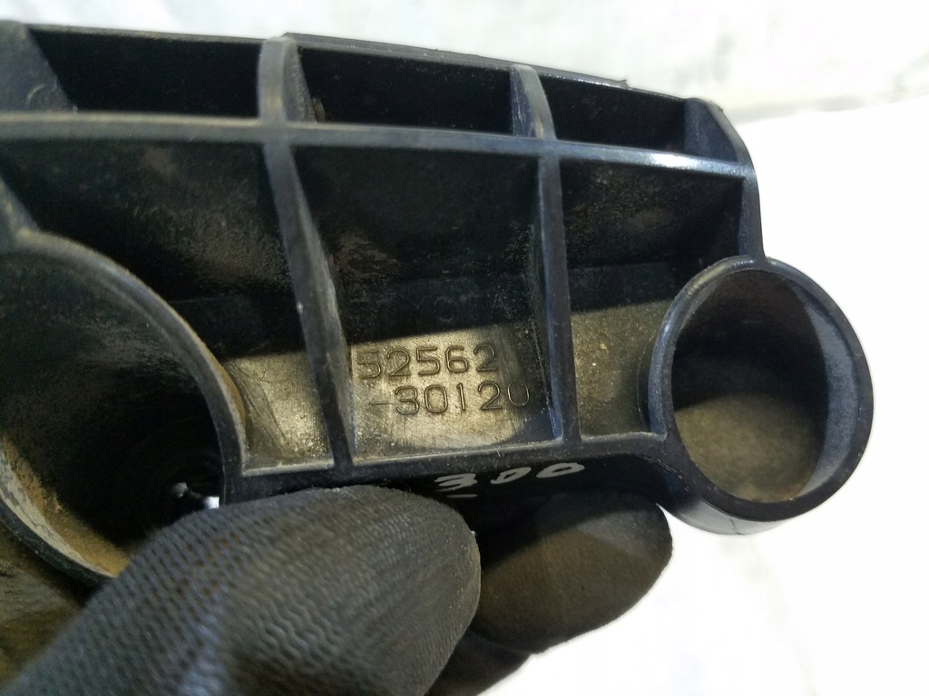 фото №3, Направляющая задняя lexus gs iii