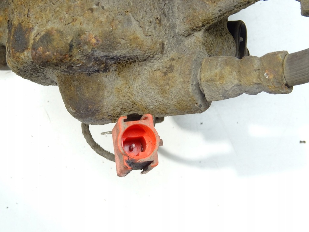 фото №3, Суппорт перед левый alfa romeo mito 1.4b 08-13