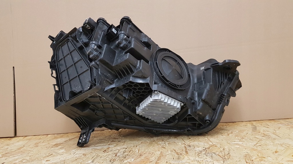 Фара перед левая audi q3 83a full led 83a941011 Недорого