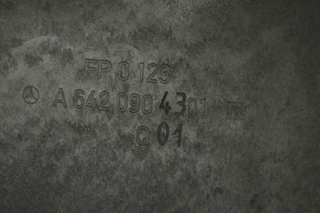 фото №5, Mercedes w166 gle350d 2017 rhd корпус фільтра повітря