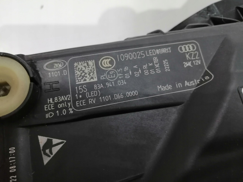 Фара правый  передняя audi q3 2 full led Оригинал