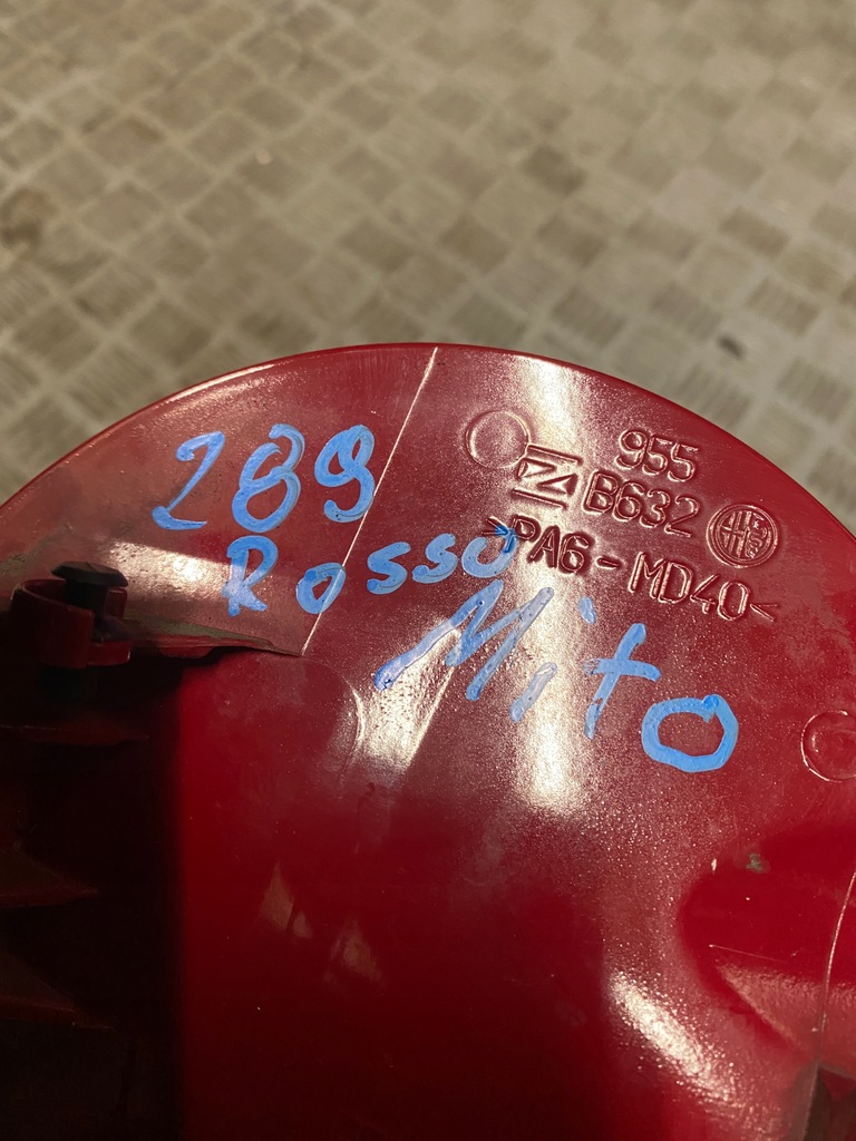 фото №4, Крышка заливной топлива 289 rosso alfa romeo mito
