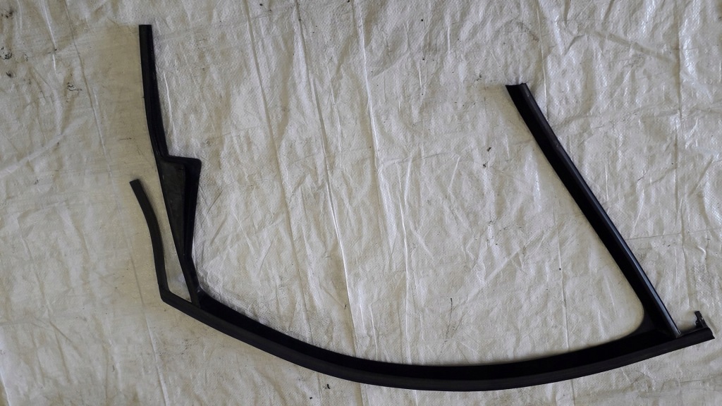 фото №8, Vw golf 5 прокладка дверь 5m0837431a 5m0837432a