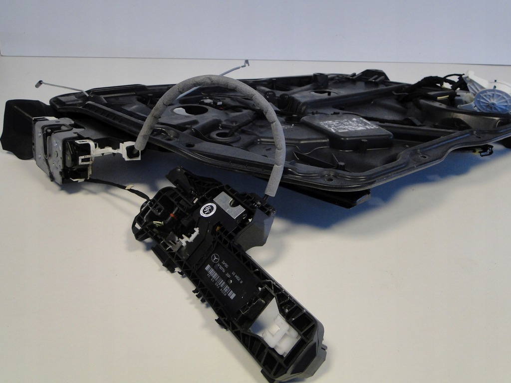 фото №15, Mercedes подъемник стекло дверь передние левая замок модуль вкладыш ml w166 166