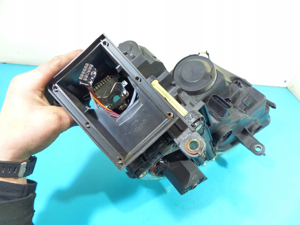 фото №9, Фара левый ксенон vw phaeton 02-07 europa