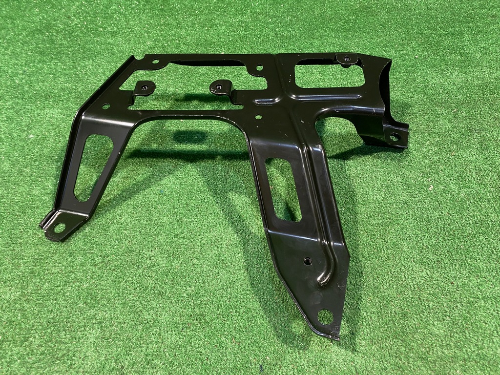 фото №9, Lamborghini urus кронштейн кронштейн 4m4201827e