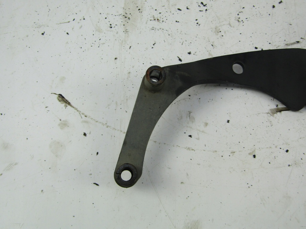 Vw volkswagen polo 3 6n 6n2 кронштейн генератора 1,9tdi 90km ale 028145544f с Разборки