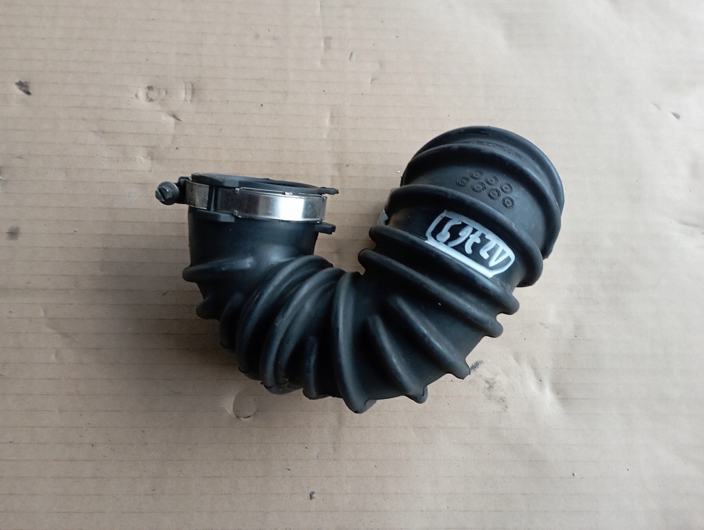 фото №1, Audi a6 c6 шланг повітря 06d129627m