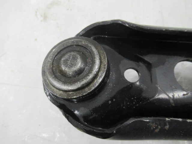 фото №9, Toyota yaris ii правий важіль важелі важіль