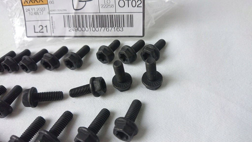 фото №10, Болт m6 n90592703 оригинал vw m6x16 volkswagen