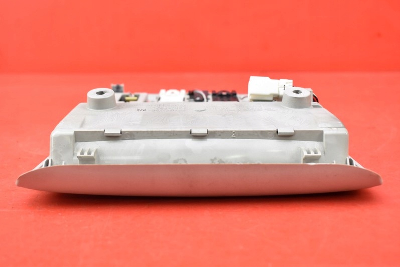 фото №6, Лампа освещение салона перед vc12-083 subaru outback 4 iv 09-12