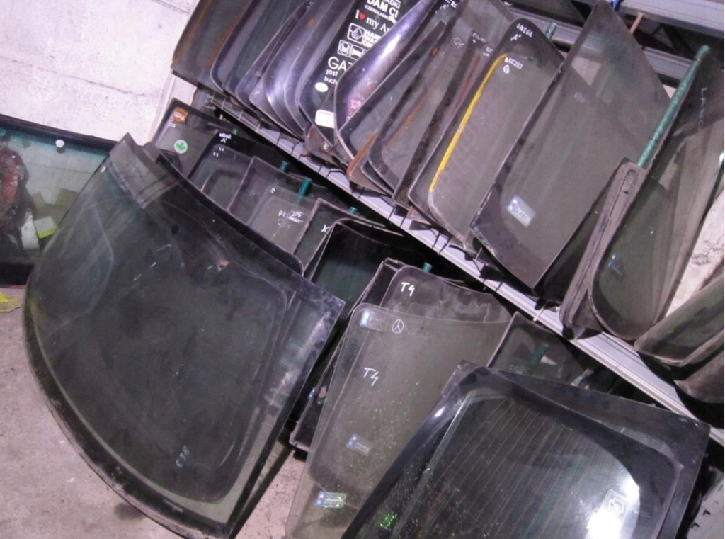 фото №1, Ford transit 00-06 стекло правая задняя задняя