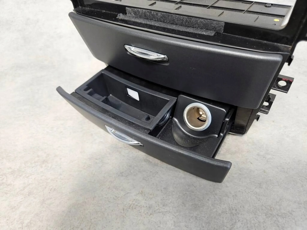 фото №8, Пепельница бардачок рамка консоли средняя kia sorento i lift 07-09