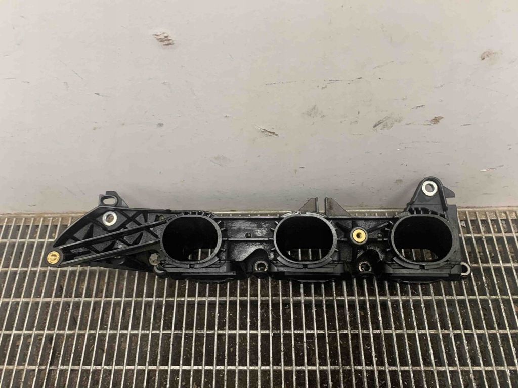 Купити Mercedes-benz ml w166 колектор впускний  a2761401244 бензин 3500cm3 2013