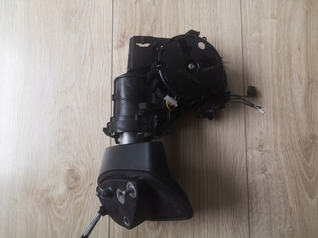 фото №1, Opel crossland x правое складной ассистент 11 pin