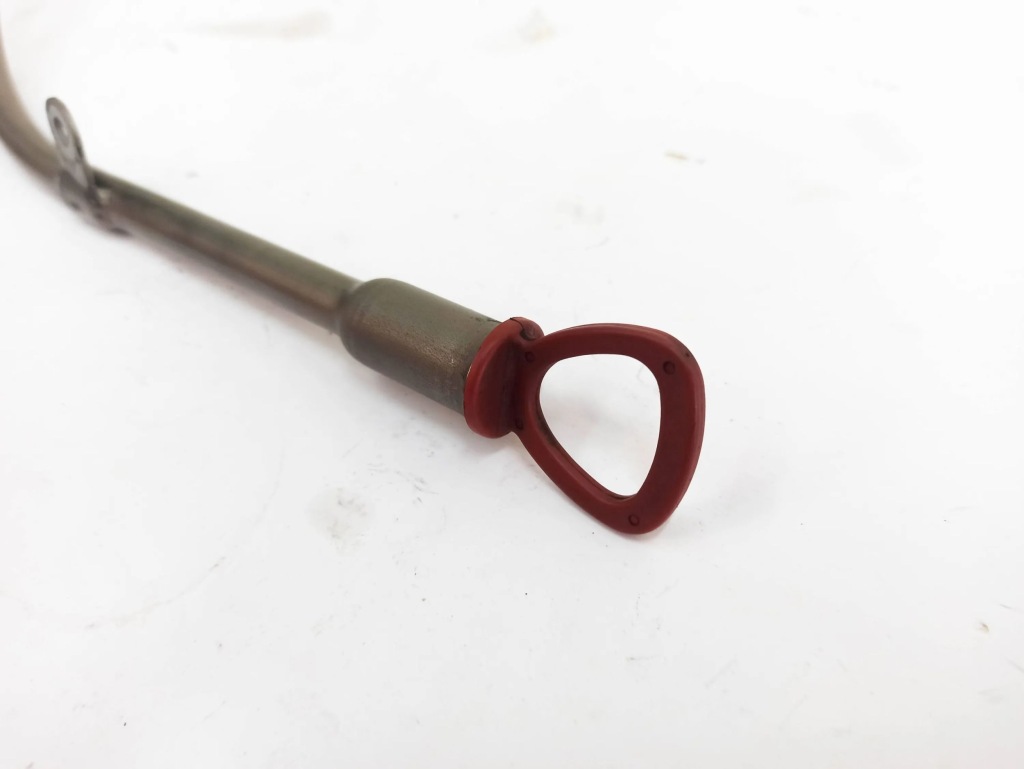 фото №8, Mercedes-benz c w204 2008 щуп