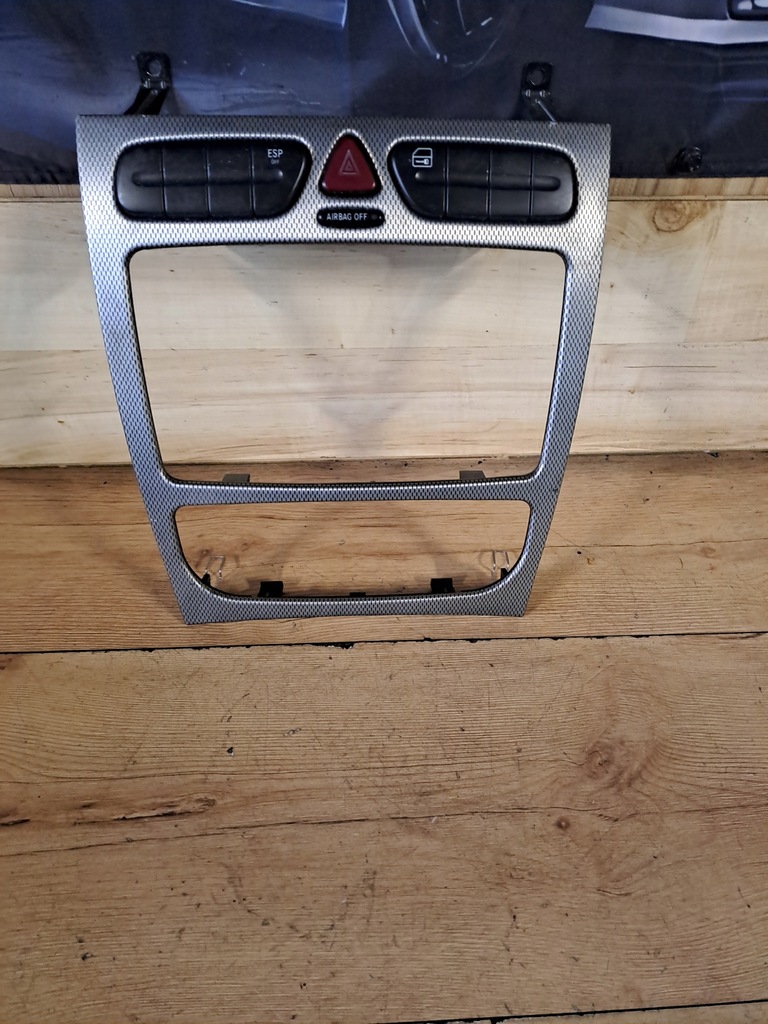 фото №1, Рамка радіо mercedes w203 sport coupe