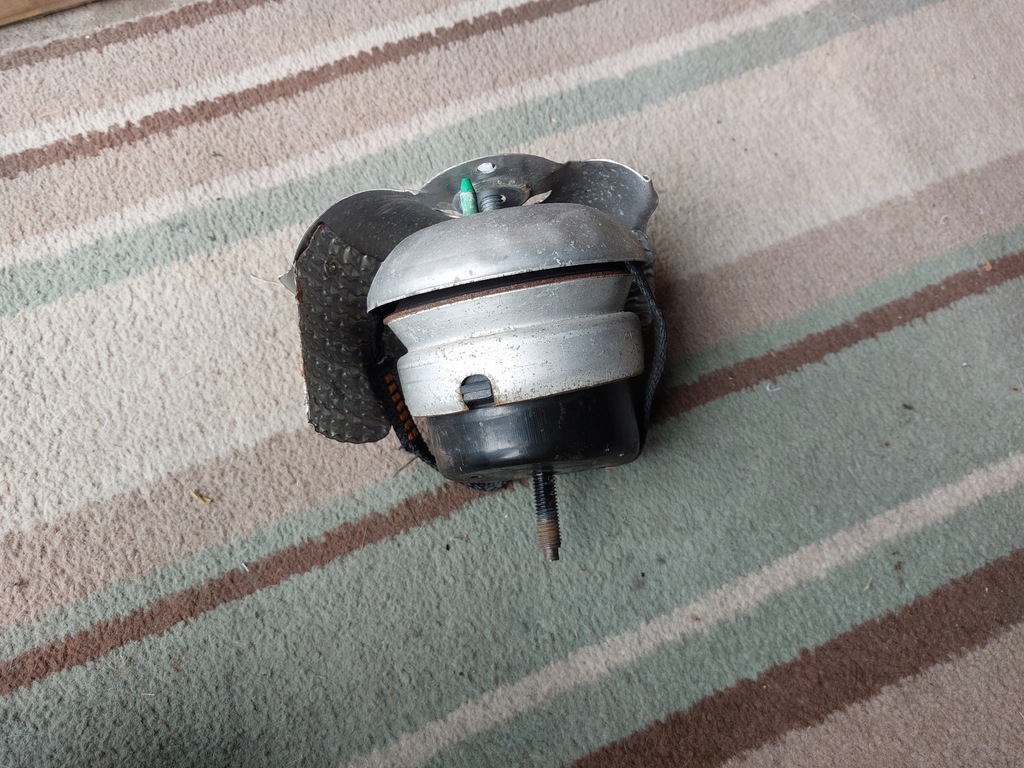 фото №5, Подушка двигателя aston martin vantage 4.7 v8 17r