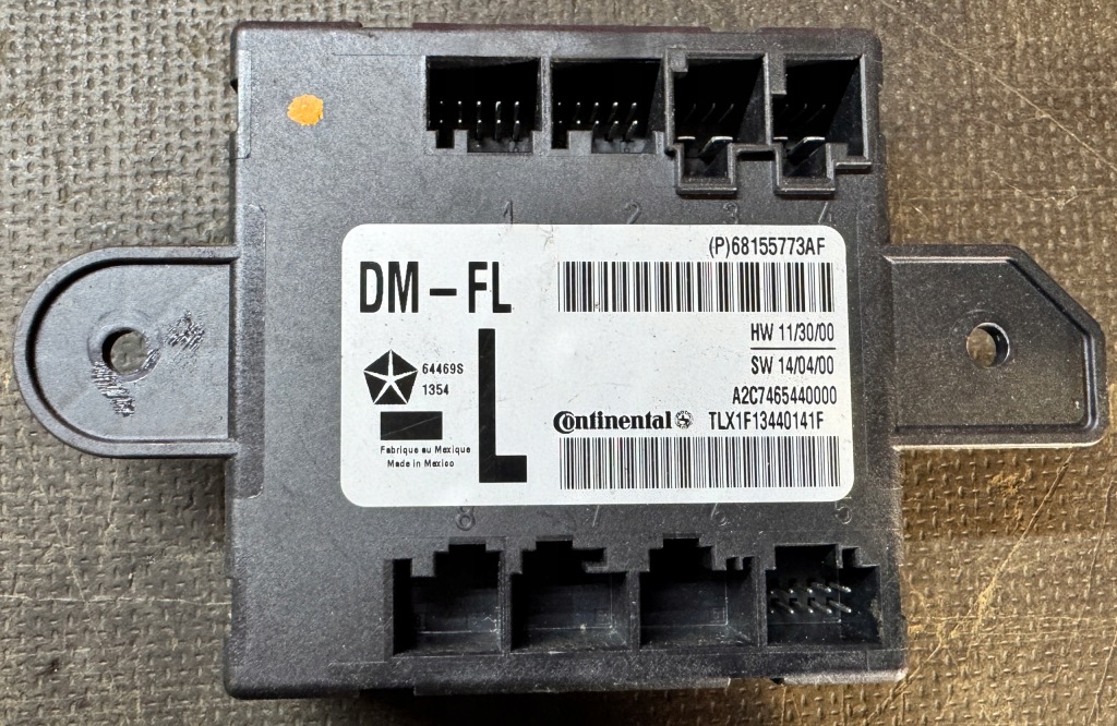 фото №1, Jeep grand cherokee wk2 модуль блок управления дверь левый перед