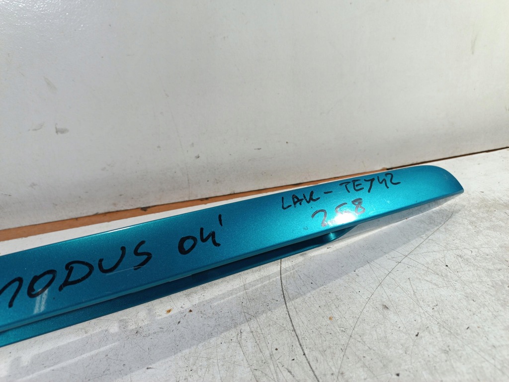 фото №4, Накладка крышки багажника renault modus 8200307023