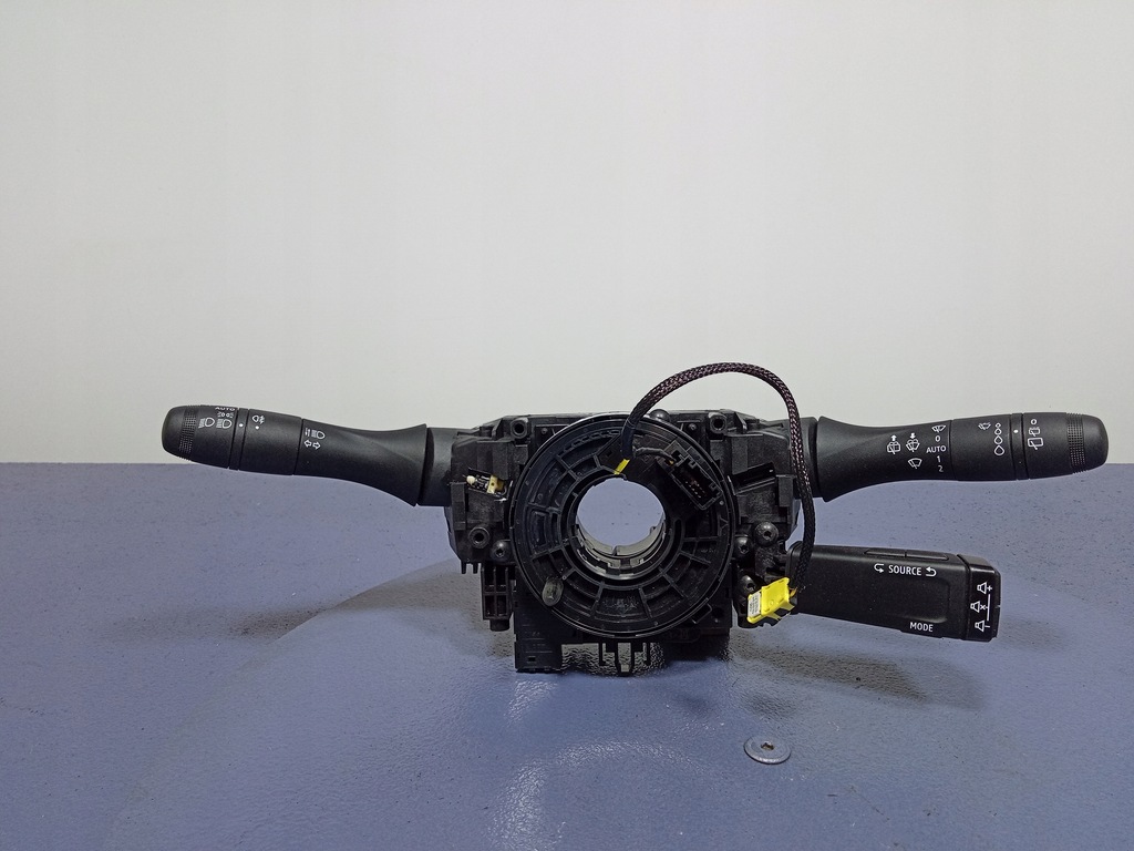 фото №1, Renault clio v 19- перемикач комбінований стрічка 255674797r