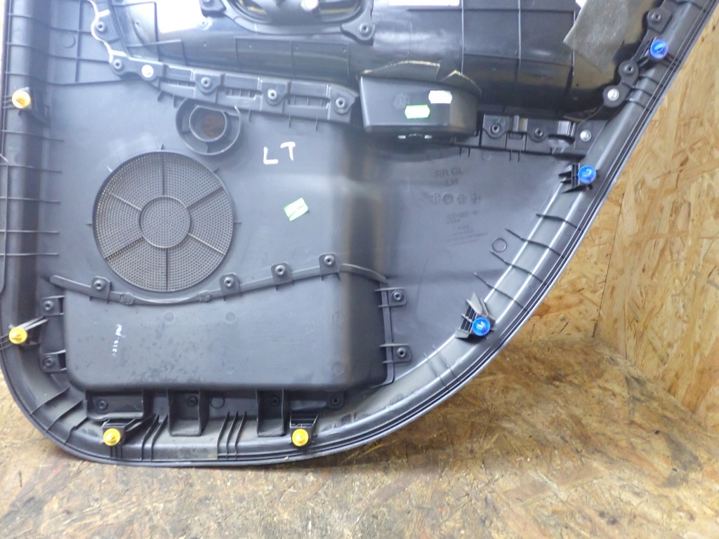 фото №14, Обшивка двері лівий задня kia ceed ii 1,4 2014r hb przed lift wd 83330-a2000