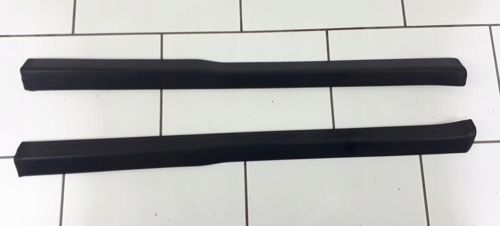 фото №1, Clc cl203 молдинг порог правая a2036862036