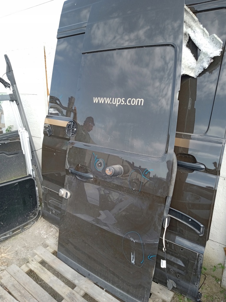 фото №1, Vw crafter ii 2 man tge 16- дверь задняя задние правое