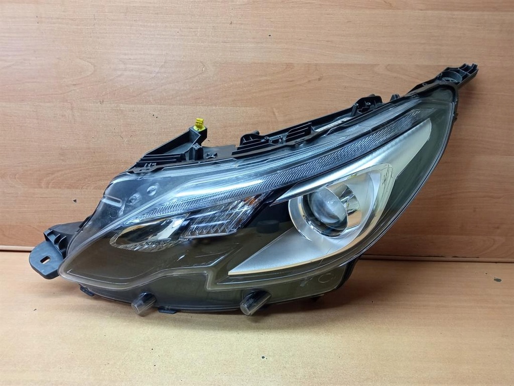 фото №1, Лампа ліва передня lift peugeot 2008 i valeo uk