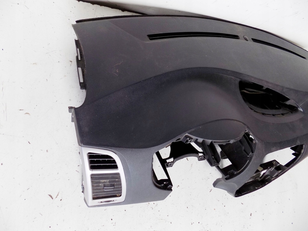 фото №8, Hyundai i20 i 11r приборная панель приборная приборная панель консоль