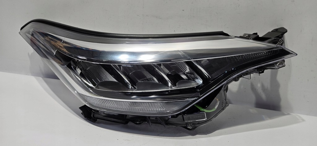 фото №1, Лампа правый перед full led toyot chr c-hr lift 19- 81110-f4180