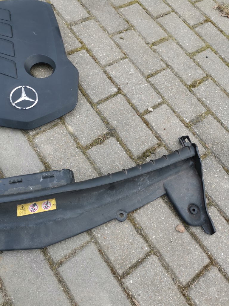 Mercedes w213 amg захист ловець повітря поперечина передній a2135000355 Недорого