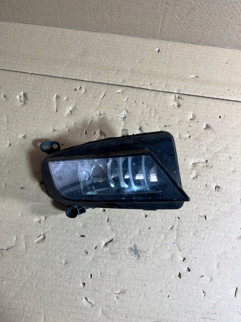 фото №1, Протитуманна фара лівий a4 b8 lift 8k0941699b