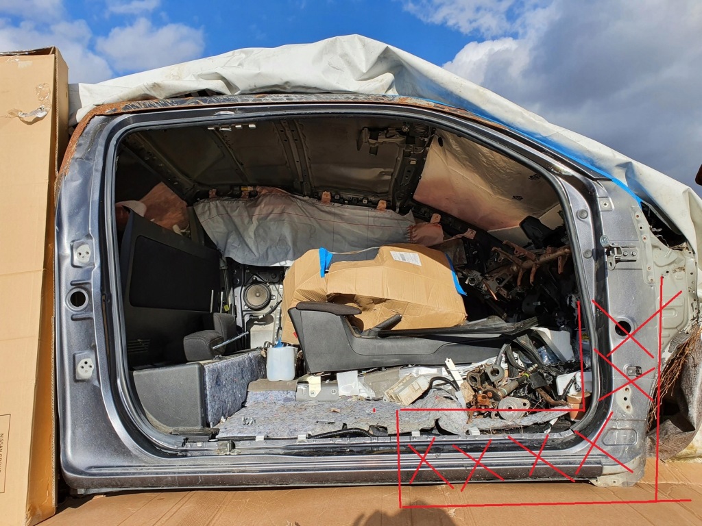 фото №1, Hilux 16-2023 порог блок двигателя правый extra cab 1.5 cab