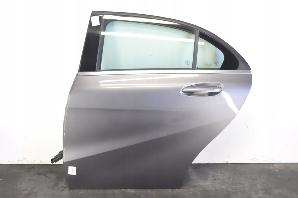 фото №1, Mercedes w176 дверь левый задняя задние