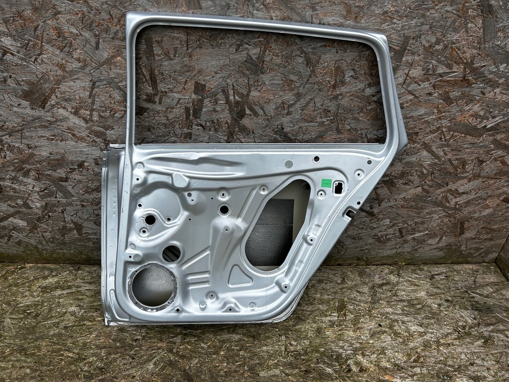 фото №6, Skoda rapid дверь правое задняя задние