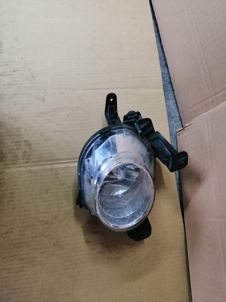 фото №1, Hyundai i10 ii 13-17 протитуманна фара лівий 92201b