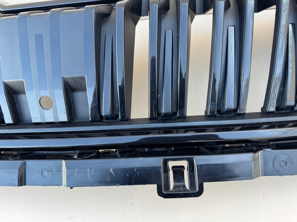 фото №13, Skoda karoq 17r- решітка радіатора решітка радіатора радіатора перед 57a853653