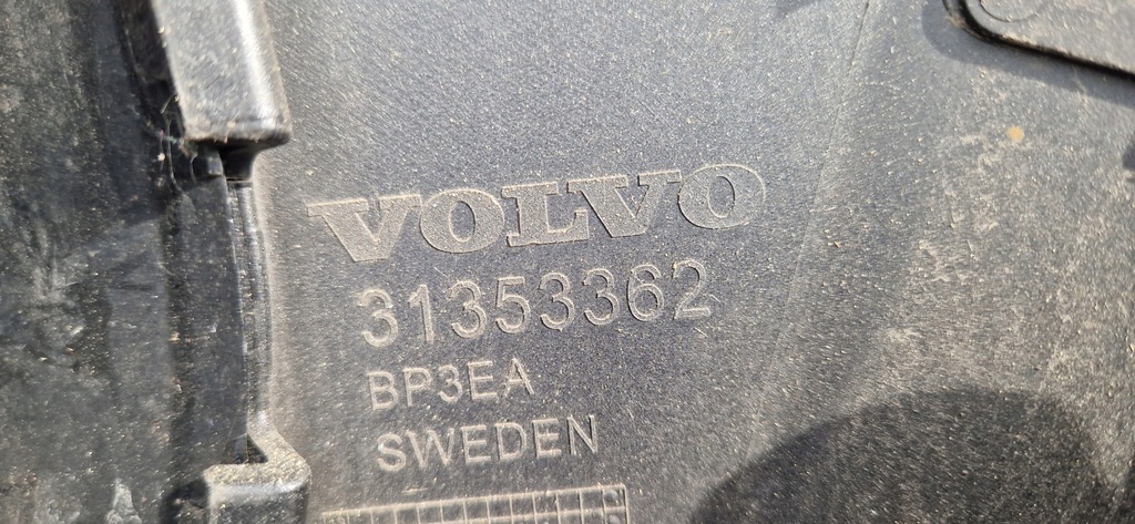 фото №9, Бампер передній volvo xc90 ii r-design lift