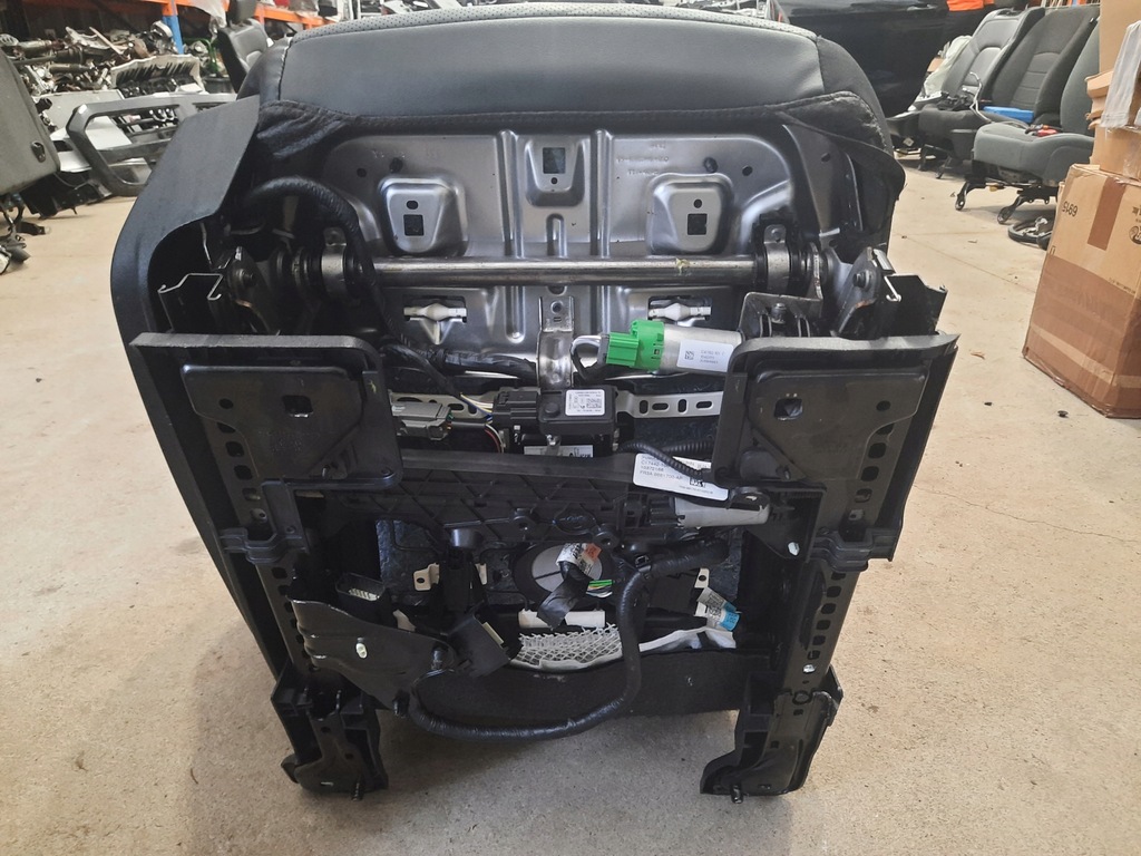 фото №11, Ford mustang 15- сиденья заднее сиденье cabrio кожа usa