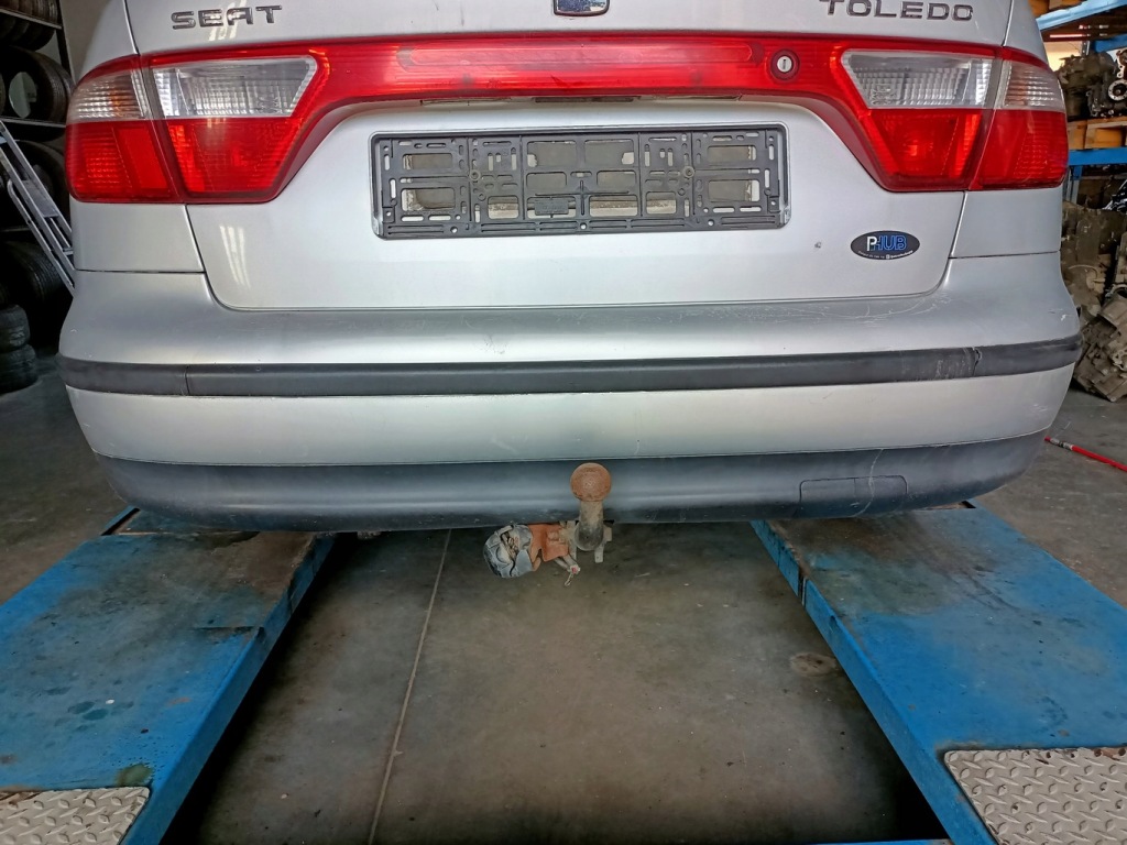 фото №1, Бампер задня seat toledo 2 ls7n