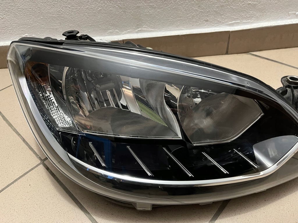 фото №10, Лампа передня перед права skoda citigo lift led 16- 1st 1st941006