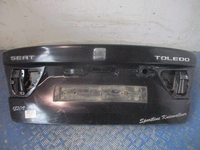 фото №1, Seat toledo ii задняя крышка багажника багажника lc9z