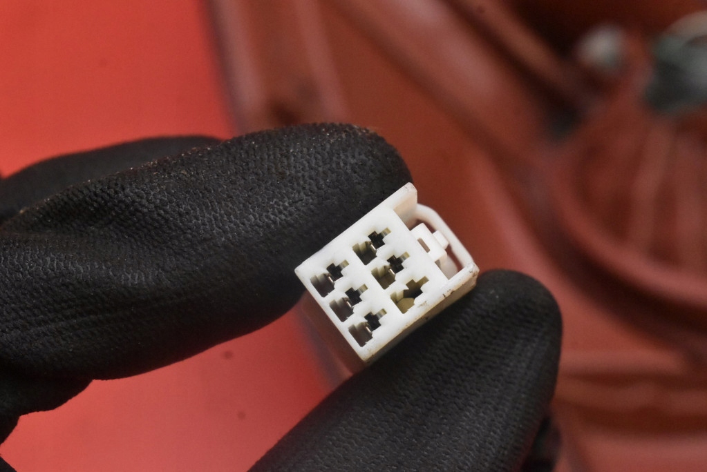 фото №6, Лампа права задня задня c23551150 mazda 5 1 i cr 05-08